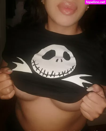 Kinkykorra4free OnlyFans Thumbnail #JiNYkgdukW
