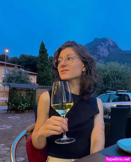 Kinkymiahere OnlyFans Thumbnail #TAqYgbGPLh