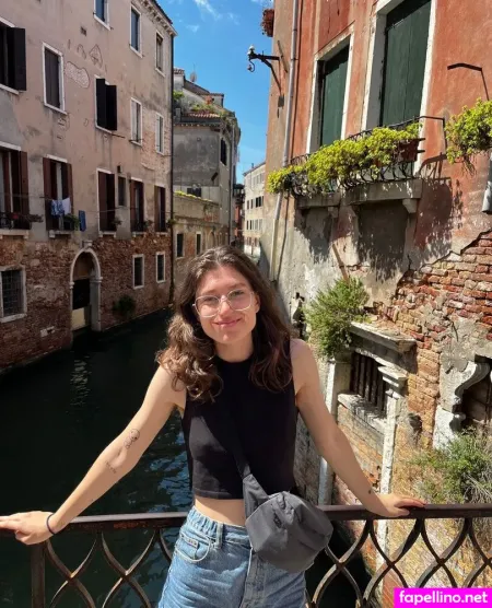 Kinkymiahere OnlyFans Thumbnail #dht3PWBcQn