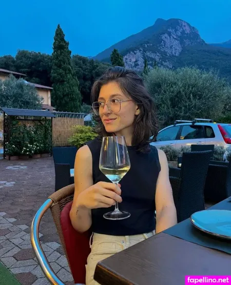 Kinkymiahere Main Profile Photo