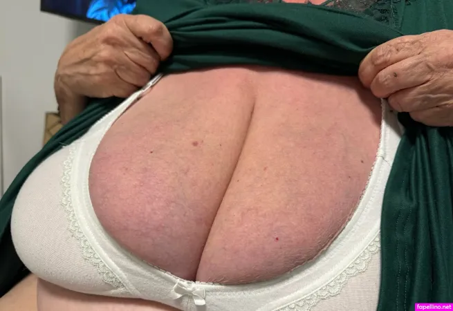 Kinkynicole OnlyFans Thumbnail #nihfRtcOHq