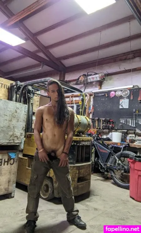 Kinkyninjawolf OnlyFans Thumbnail #xy1bAD9lEK