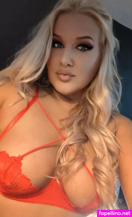 Kinkypinky93 OnlyFans Thumbnail #0pRHn9F8T1