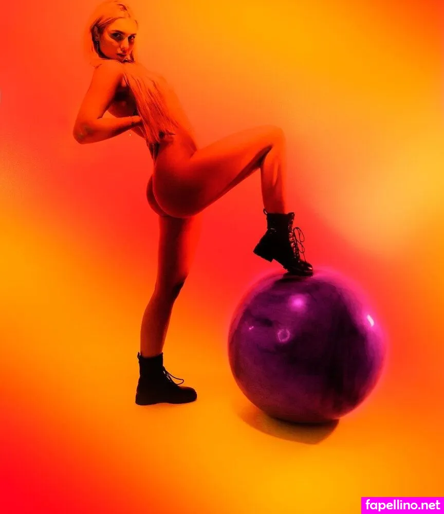 kinky_sophiee Nude Leaked OnlyFans Photo #RuNFMIFLGC