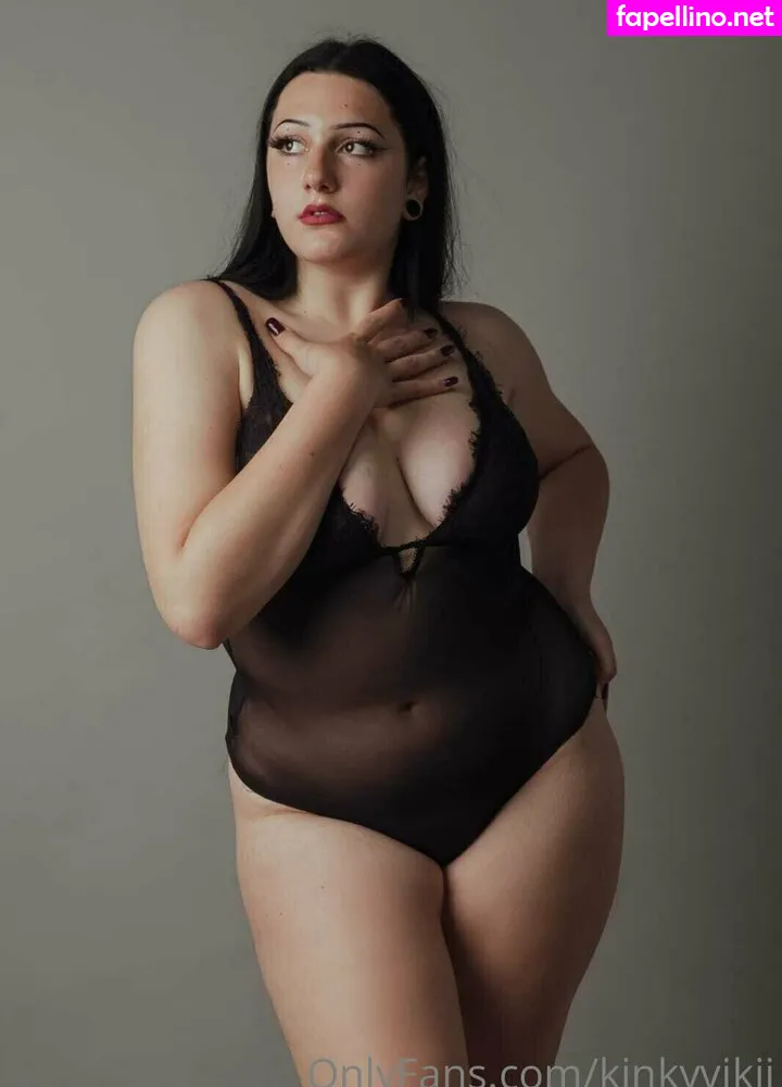 kinkiii, kinkyvikii Nude Leaked OnlyFans Photo #x13OaE3FYn