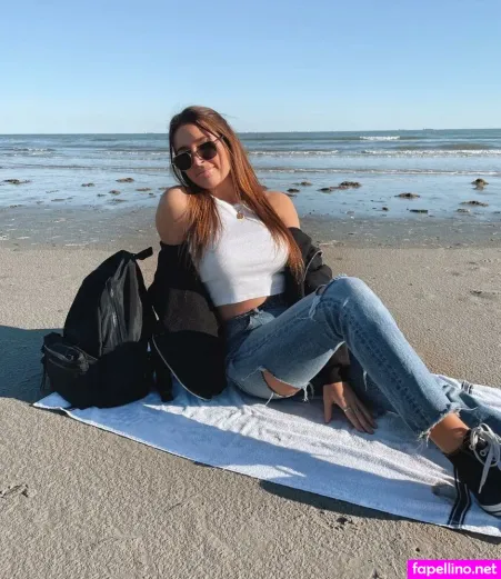 Kinley Freeman OnlyFans Thumbnail #7hWsx8OAUC