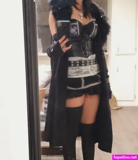 Kinsathic 4 OnlyFans Thumbnail #4zgt01XIRs