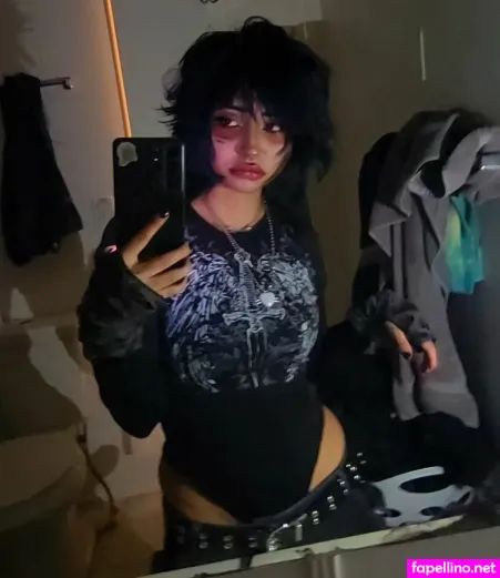 Kinsathic 4 OnlyFans Thumbnail #IK4CtcY6IM