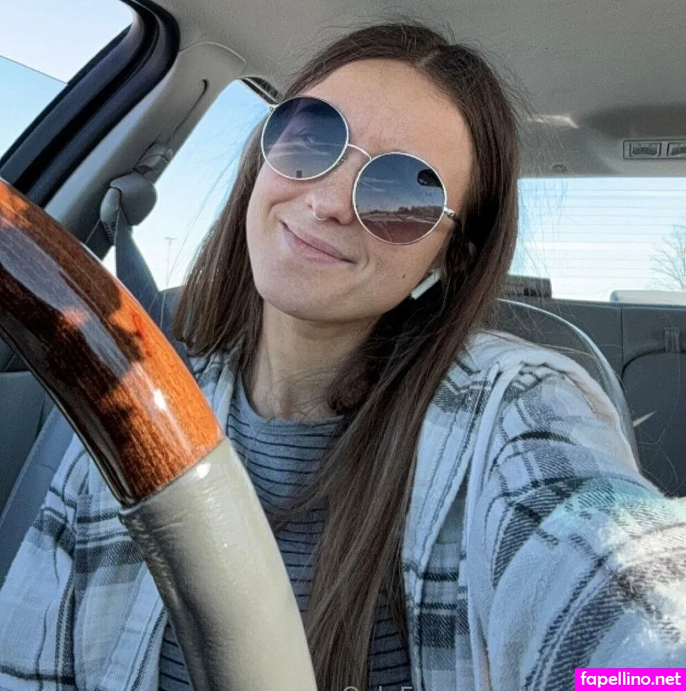 kinsey101.1, kinsey_sky1 Nude Leaked OnlyFans Photo #azgMVGKkyu