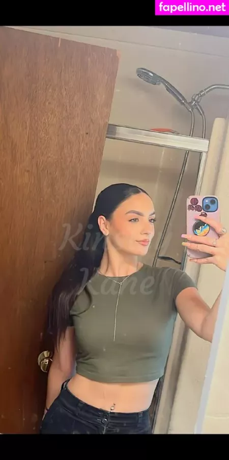 Kinsleykane OnlyFans Thumbnail #2O7LyFirx3