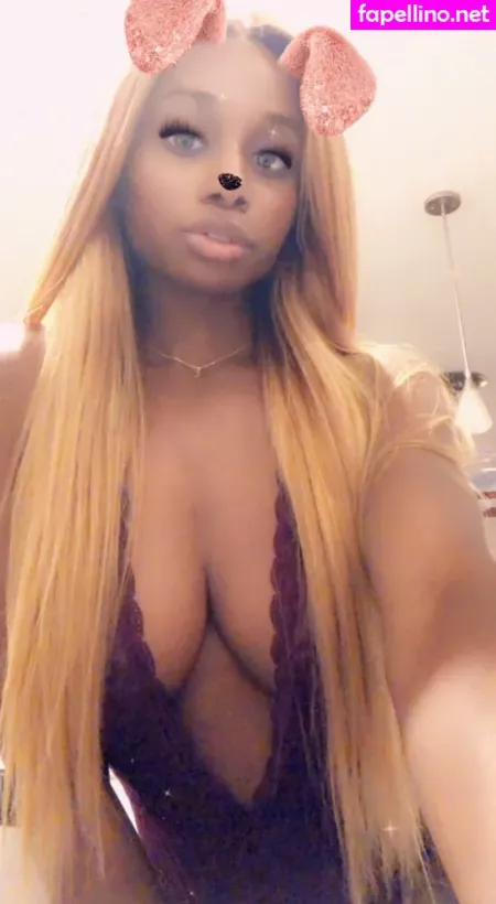 Kinsleykarter OnlyFans Thumbnail #0cU5wuRZEk