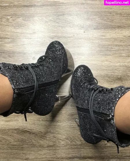 Kinsleykarter OnlyFans Thumbnail #m3JEg6mrnb