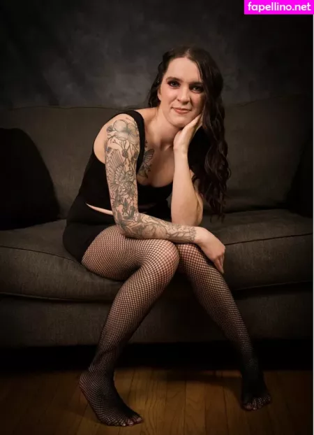 Kinsleymaefree OnlyFans Thumbnail #77j97YuCWS