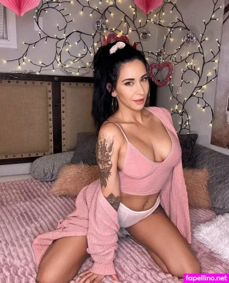 Kinzie OnlyFans Thumbnail #tw94v3saur