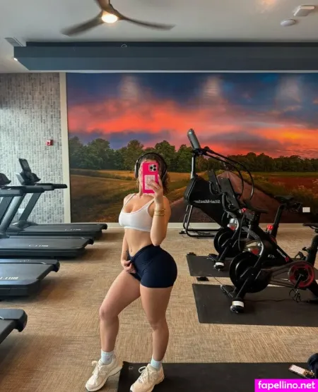 Kinzieboo OnlyFans Thumbnail #UGGFiw3cyo