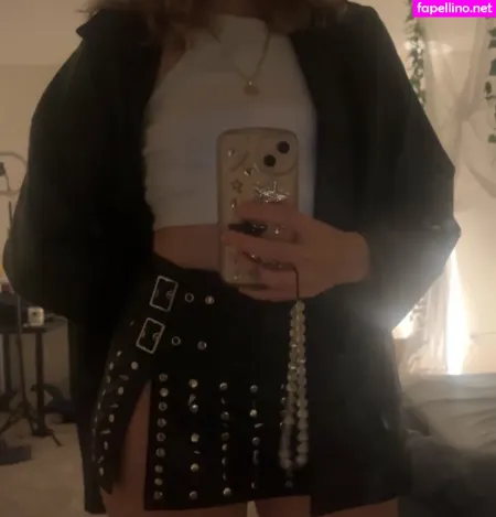 Kinzixx OnlyFans Thumbnail #zE2YPHuVXV