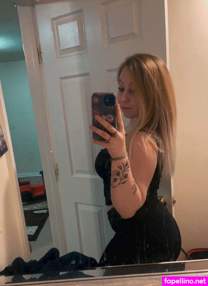 SnowBunnyQueen, _kinzyyyy_, itsskinzyyyy, snowitsskinzy Nude Leaked OnlyFans Photo #61JTKprO5k