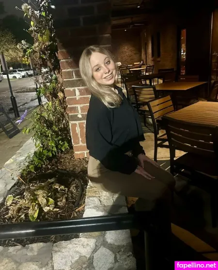 Kinzyyyy OnlyFans Thumbnail #aHoADucHSZ