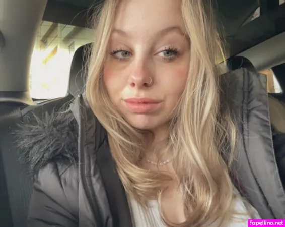 Kinzyyyy OnlyFans Thumbnail #xsgJhy7P4s