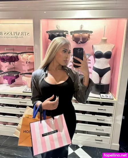 Kira Asia Ts OnlyFans Thumbnail #01RtX7vYqS