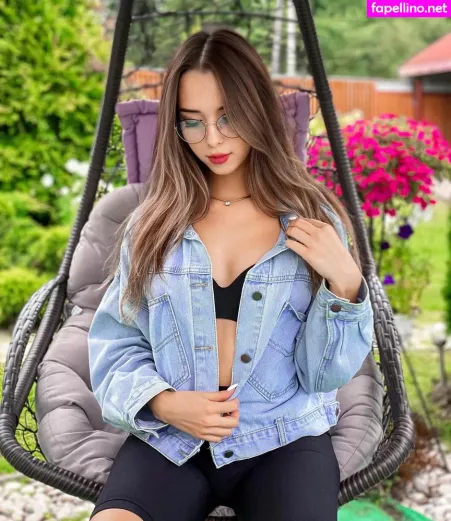 Kira Asmi OnlyFans Thumbnail #Plx0EWE65D