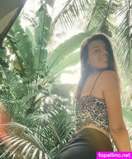Kira Bird OnlyFans Thumbnail #mwOusoXH8M