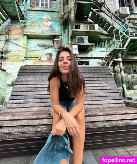 Kira Bird OnlyFans Thumbnail #ouUPFHcf1y