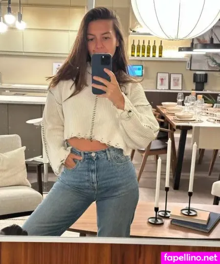 Kira Bird OnlyFans Thumbnail #xNn6kiG4td