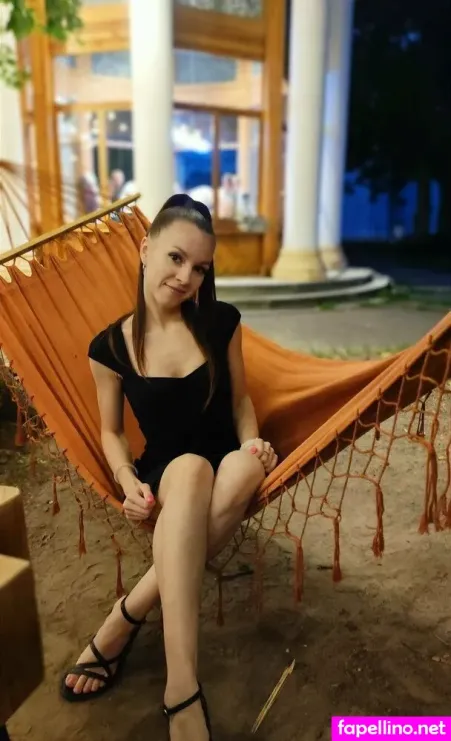 Kira Foxy OnlyFans Thumbnail #j9ebrCBihx