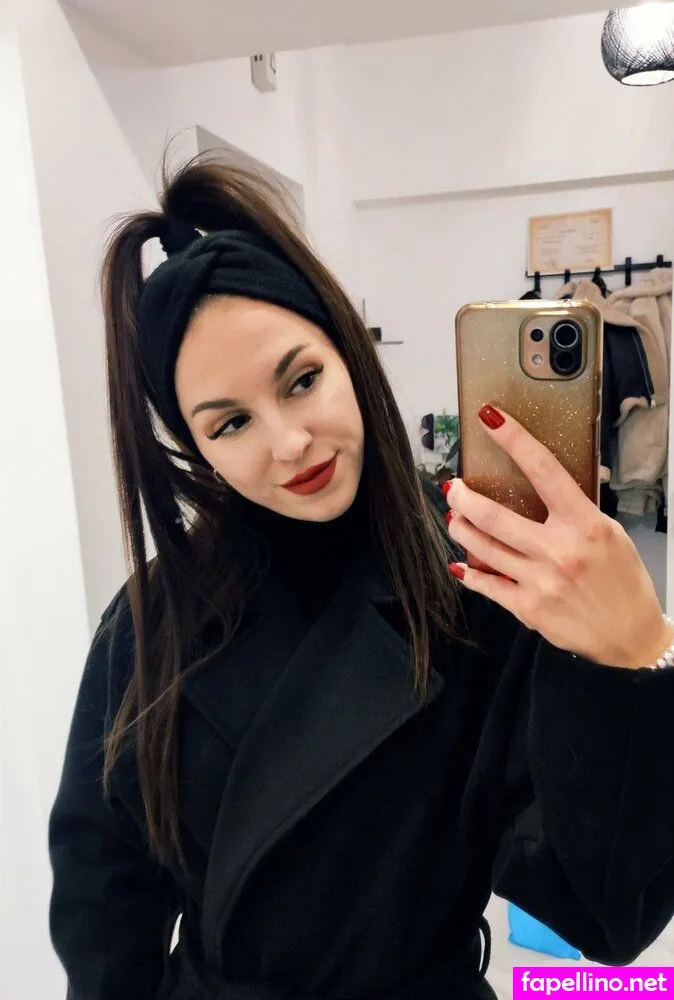 kira_foxy, kkirafoxx Nude Leaked OnlyFans Photo #oBT4G5koZ0