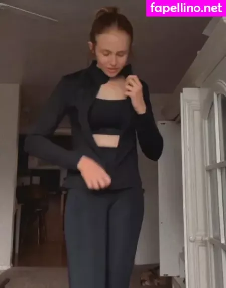 Kira Graceeee OnlyFans Thumbnail #SflpSHshKB