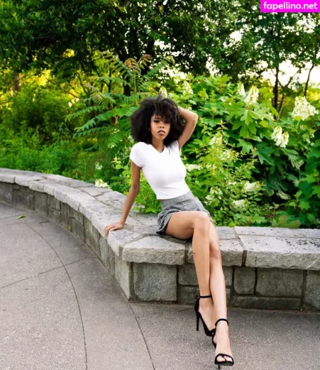 Kira Imani OnlyFans Thumbnail #BXl3919S9z