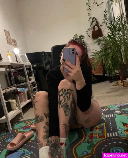 Kira Julie OnlyFans Thumbnail #T7getTmDpk