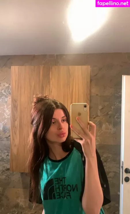 Kira Kirraa OnlyFans Thumbnail #7IhKRtUUEw