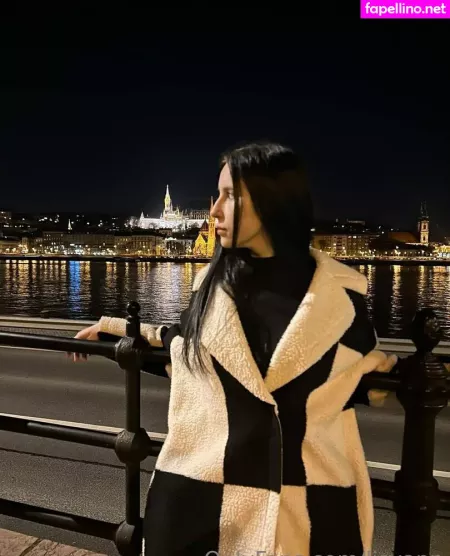 Kira Lovely OnlyFans Thumbnail #CCf2bBeFM1