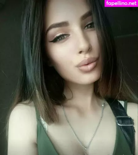 Kira Lush OnlyFans Thumbnail #HexH9zdWbh