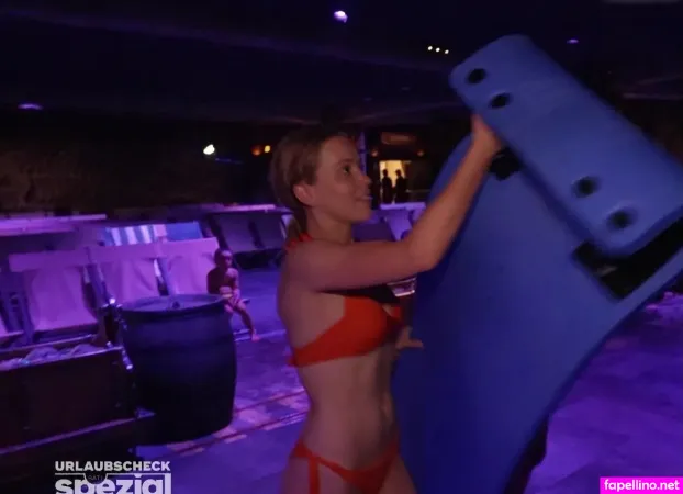 Kira Ortmann OnlyFans Thumbnail #Vn9X0vPnXg