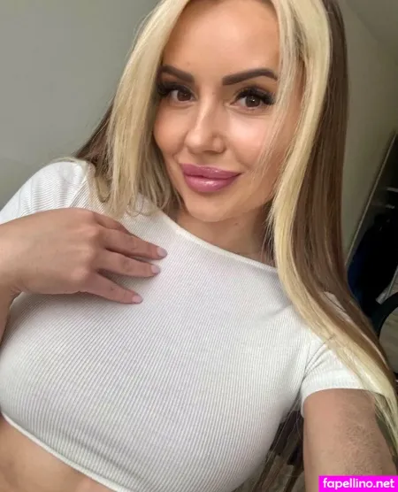 Kira Pretty OnlyFans Thumbnail #Rid0PtiVgz