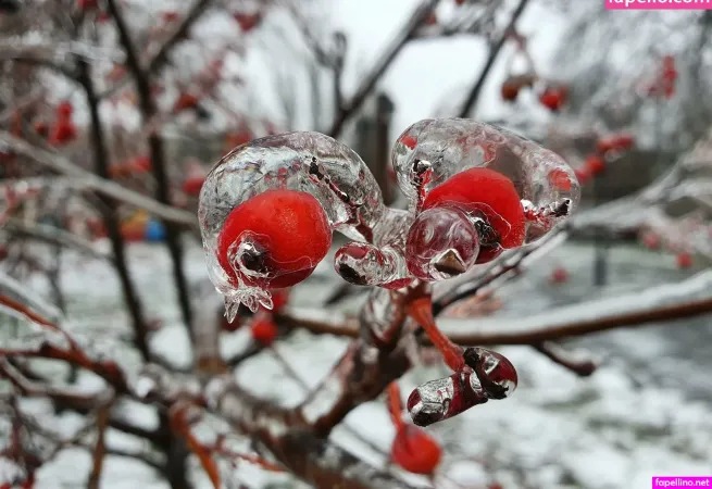 Kira Rainbow OnlyFans Thumbnail #mzkDdmZHYr