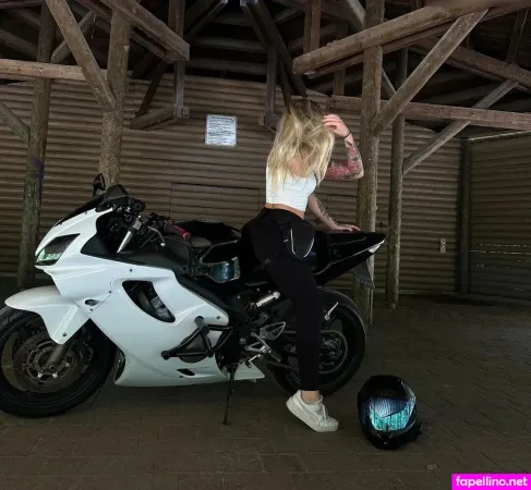 Kira Rastetter Blondi OnlyFans Thumbnail #5RfoGCenRq