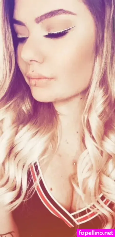 Kira Rastetter Blondi OnlyFans Thumbnail #MVq2NwNdE9