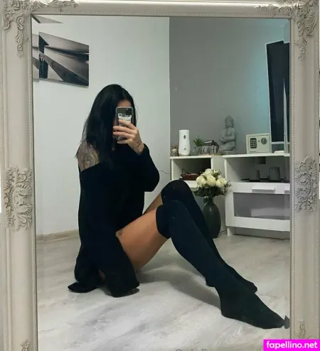 Kira Rocks OnlyFans Thumbnail #EtcWhWAQ3b
