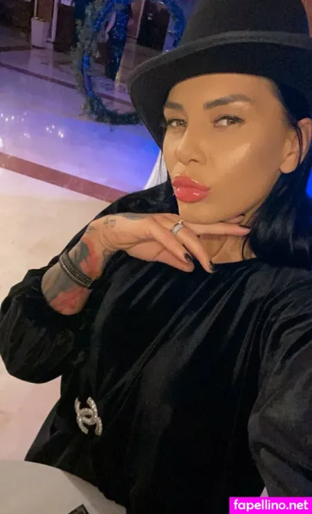 Kira Rocks OnlyFans Thumbnail #WZqDsZUmOa