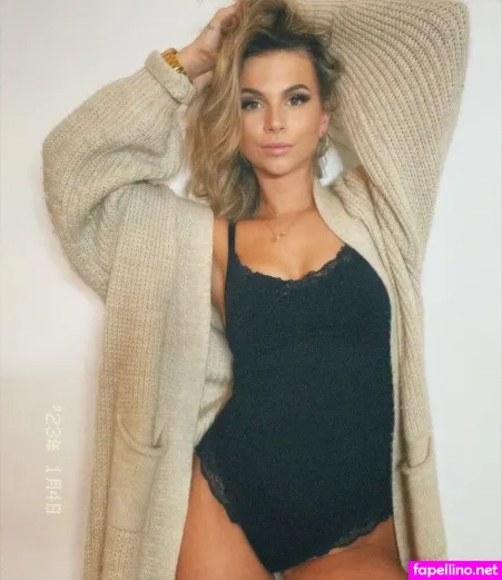 Kira Rodrigues OnlyFans Thumbnail #ZSBBgyP7lw