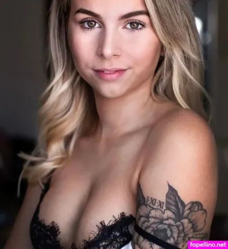 Kira Rodrigues OnlyFans Thumbnail #lRws9OXd6R