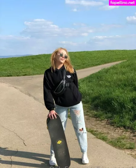 Kira Secret OnlyFans Thumbnail #UHKkNDNhvd