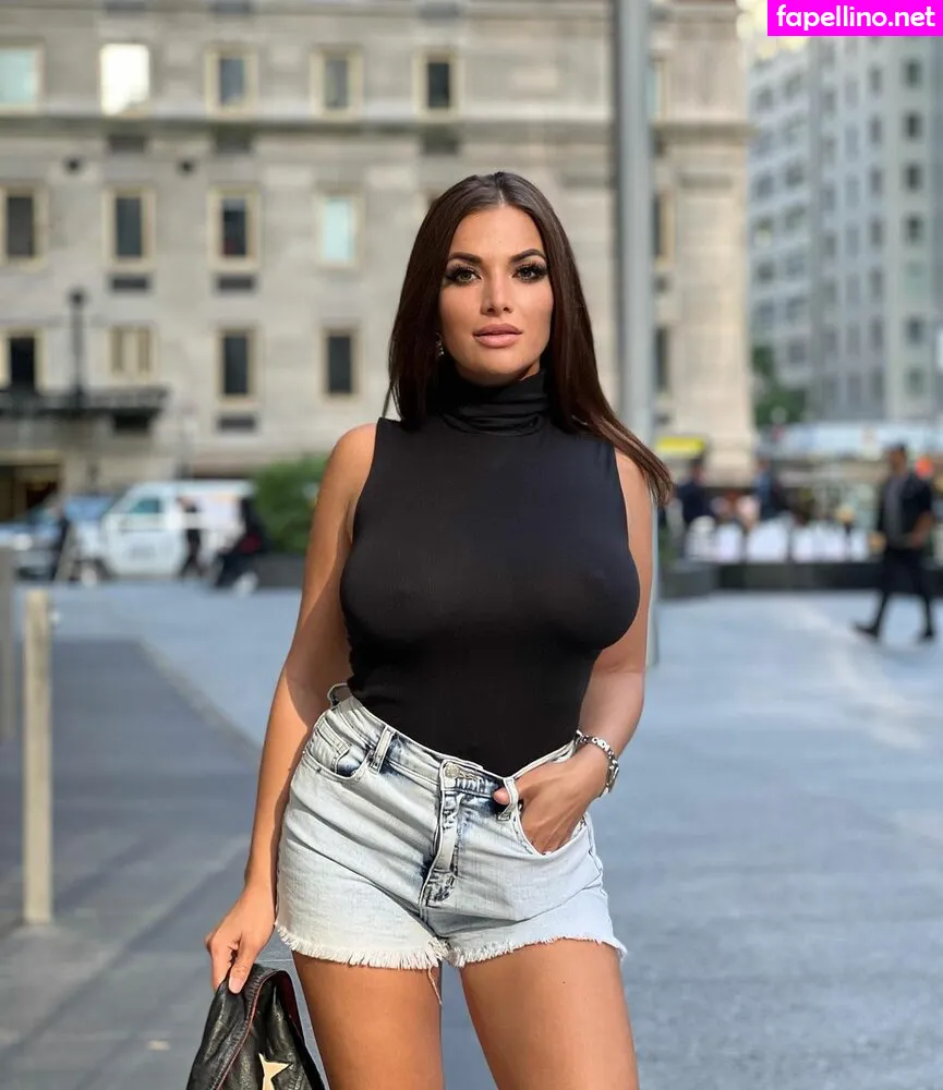 kira_shine_, kirassecretworld Nude Leaked OnlyFans Photo #0sCLK3Ef6l