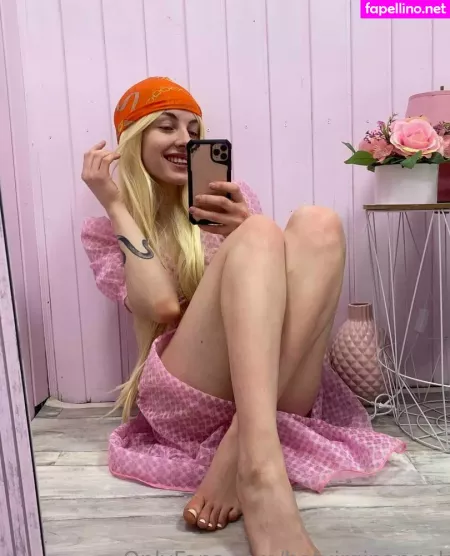 Kira Vixen OnlyFans Thumbnail #C6Xlk20657