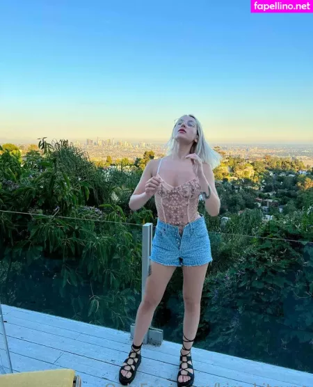 Kira Vixen OnlyFans Thumbnail #H7kTnd39Zz