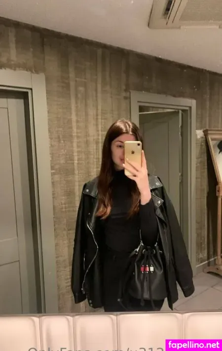 Kira Williams OnlyFans Thumbnail #RLDn9qsKus